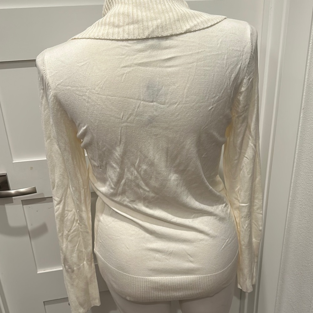 NWT White House Black Market Cream Cowl Neck Sweater Size XL - Picture 5 of 11